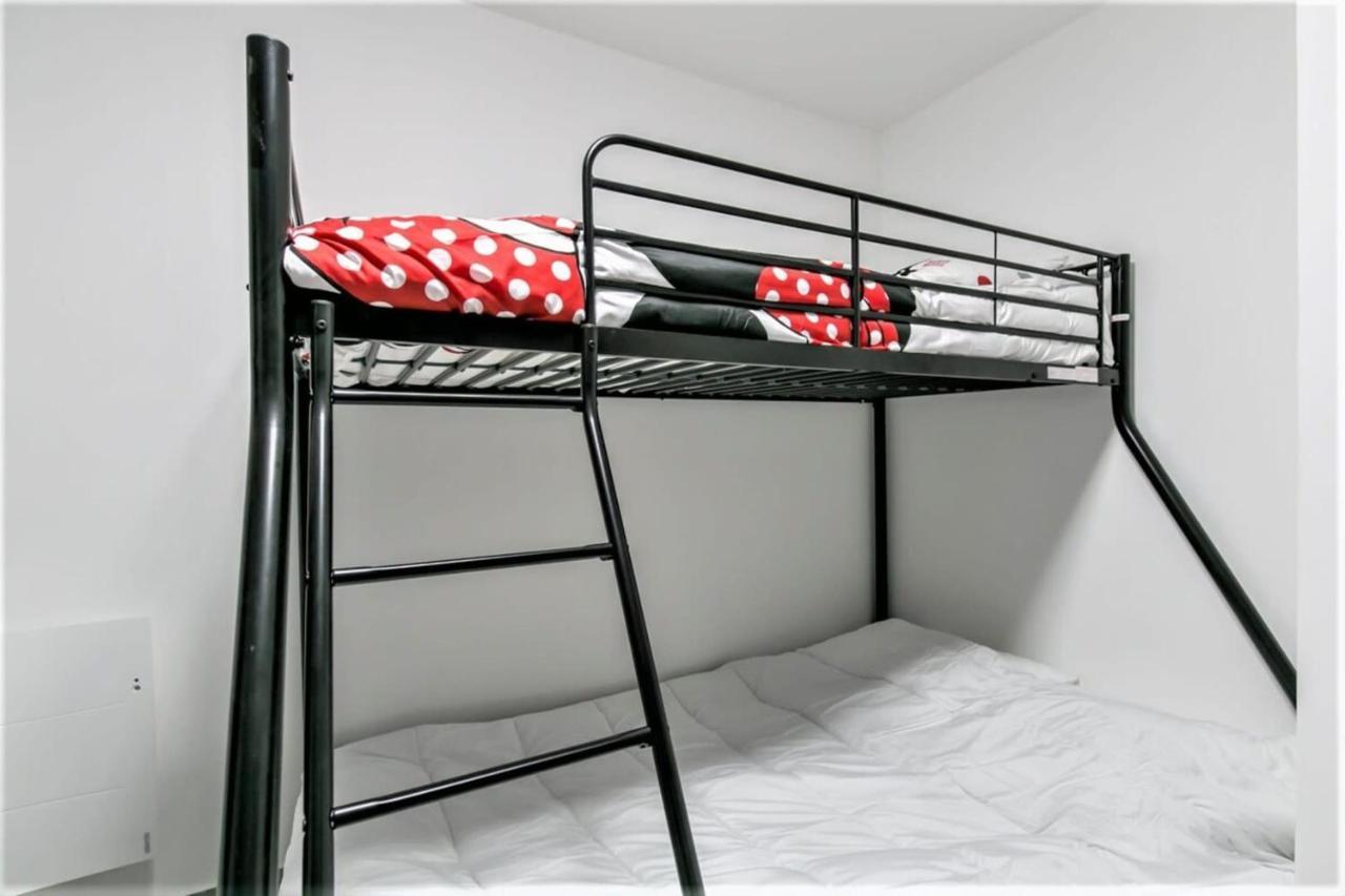Appart Disney T3 Sweet Place Монтеврен Екстериор снимка